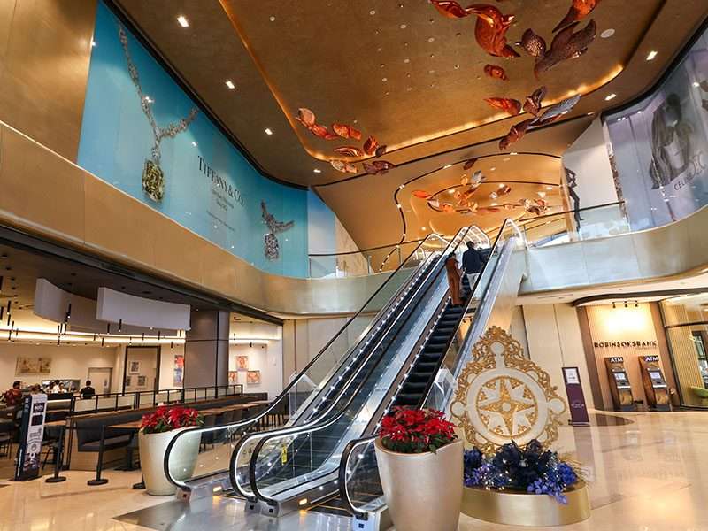 Hotel Escalator