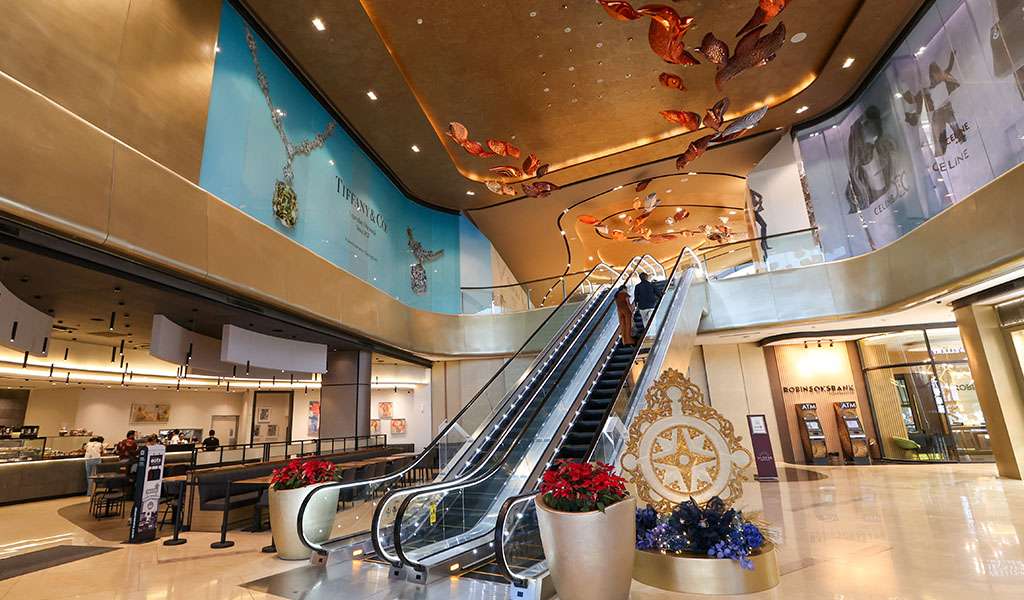 Hotel Escalator