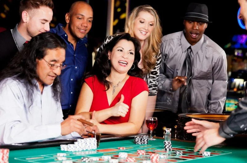 People Gambling